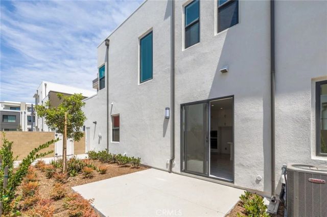 229 Novel, Irvine, CA 92618