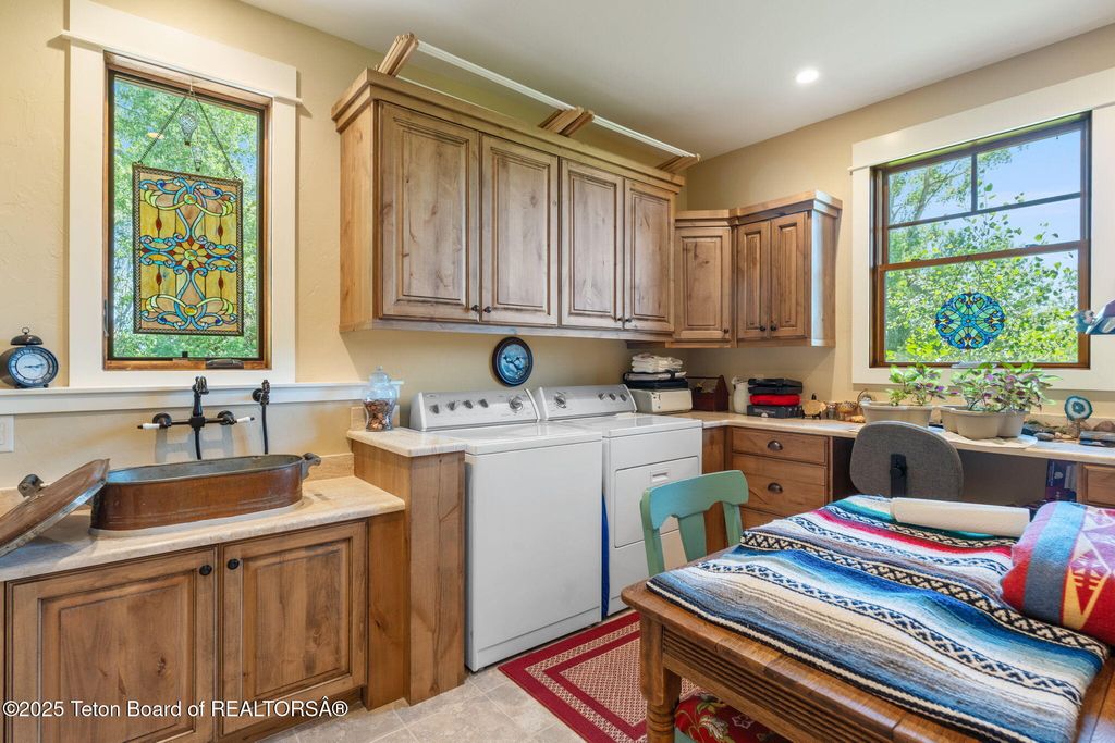 6289 FOX MEADOWS Drive, Victor, ID 83455 photo 36