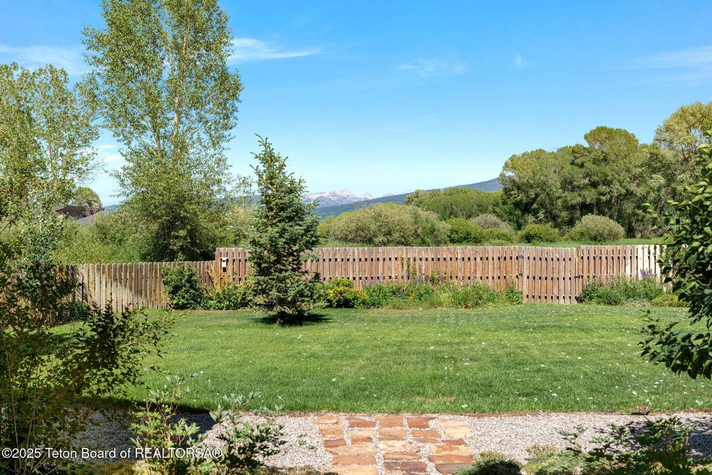 6289 FOX MEADOWS Drive, Victor, ID 83455 photo 44