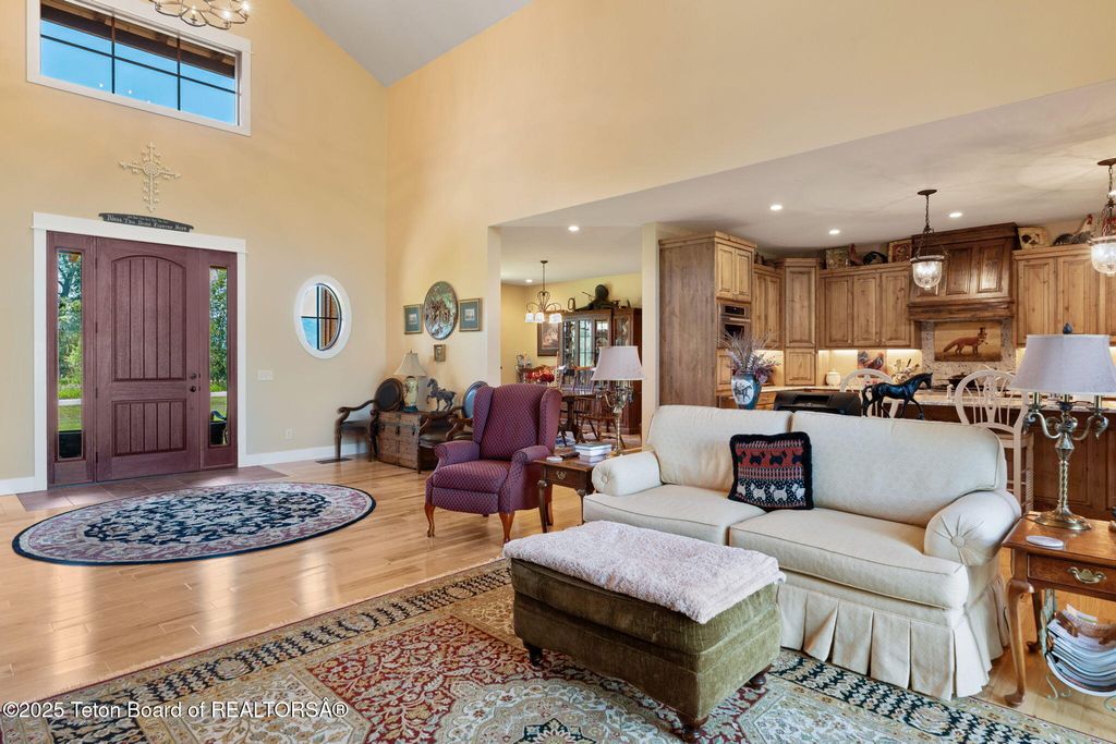 6289 FOX MEADOWS Drive, Victor, ID 83455 photo 5