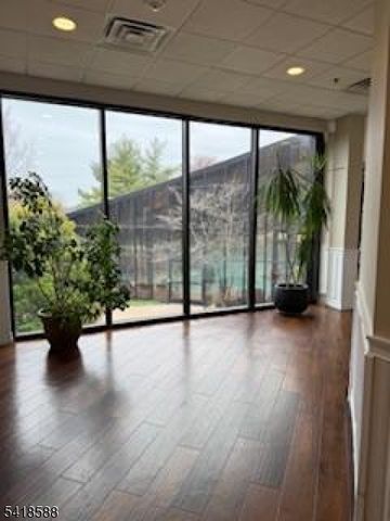 2 Chamonix Dr 333, Vernon Twp., NJ 07462