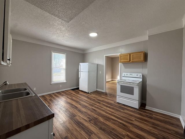 1732 7th Street, Muskegon, MI 49441