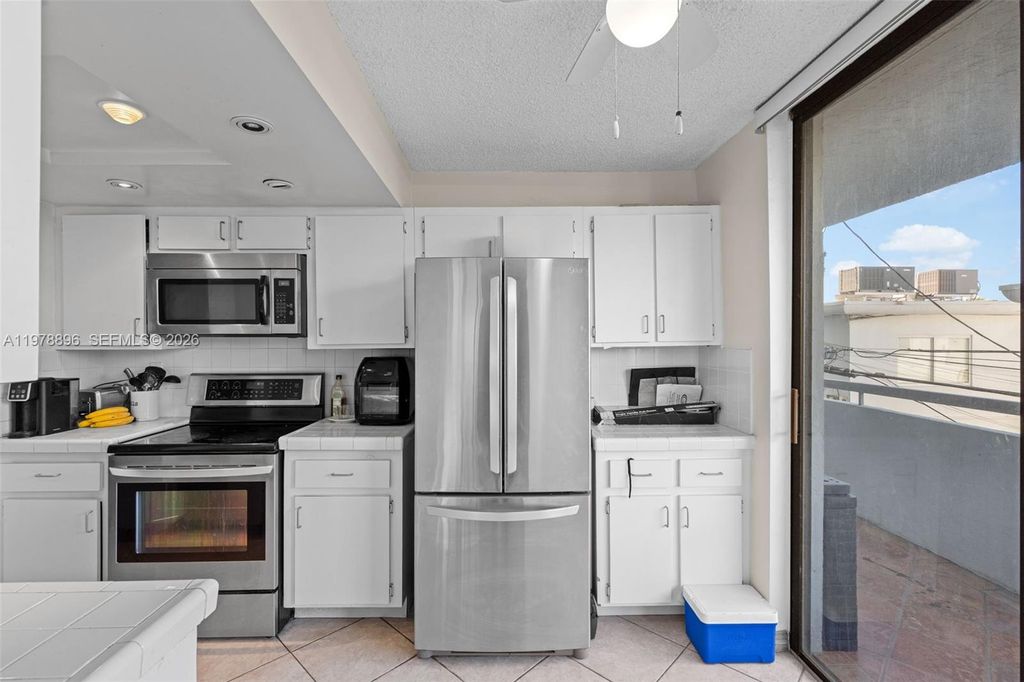 Image 3 of property listing at 7300 Wayne Ave 217, Miami Beach, FL 33141