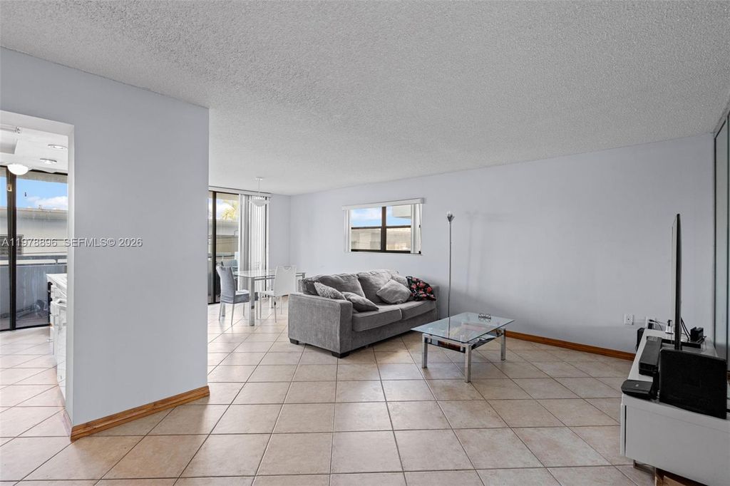 Image 5 of property listing at 7300 Wayne Ave 217, Miami Beach, FL 33141