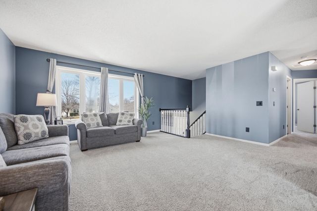 19380 Everest Path, Farmington, MN 55024