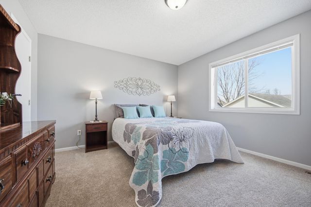 19380 Everest Path, Farmington, MN 55024