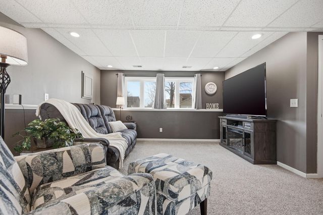 19380 Everest Path, Farmington, MN 55024