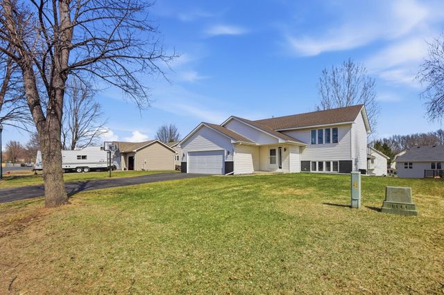 19380 Everest Path, Farmington, MN 55024