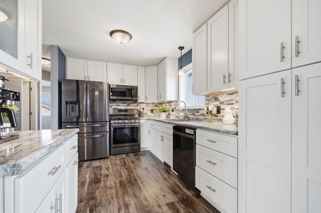 19380 Everest Path, Farmington, MN 55024