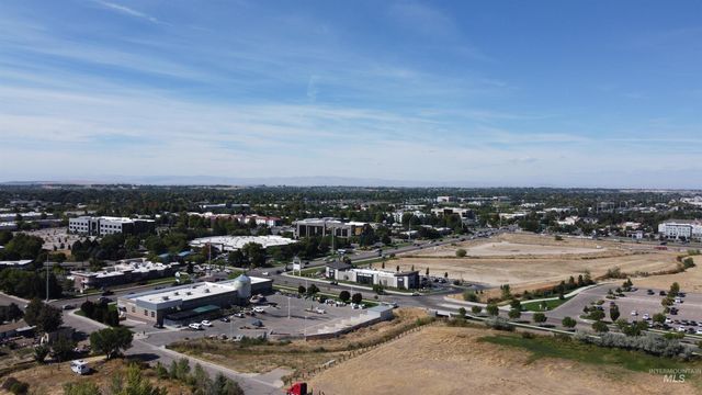 3750 E Overland Rd, Meridian, ID 83642