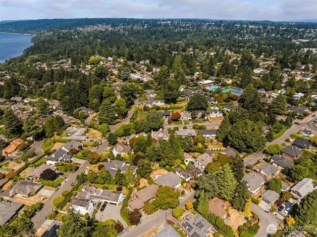 1542 NW 100th Street, Seattle, WA 98177