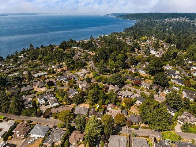 1542 NW 100th Street, Seattle, WA 98177