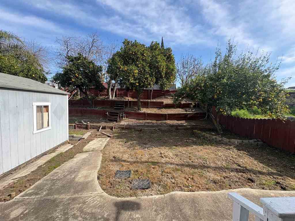 Image 3 of property listing at 4412 Sandmound Blvd, Oakley, CA 94561