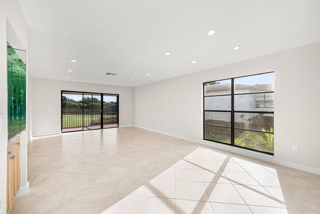 13 Southport Lane H, Boynton Beach, FL 33436