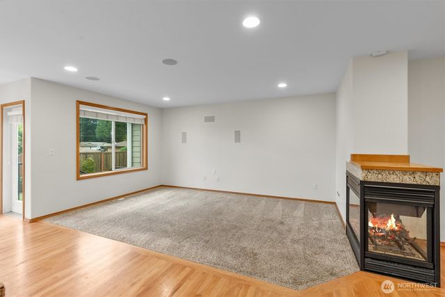 26127 145th Avenue SE, Kent, WA 98042