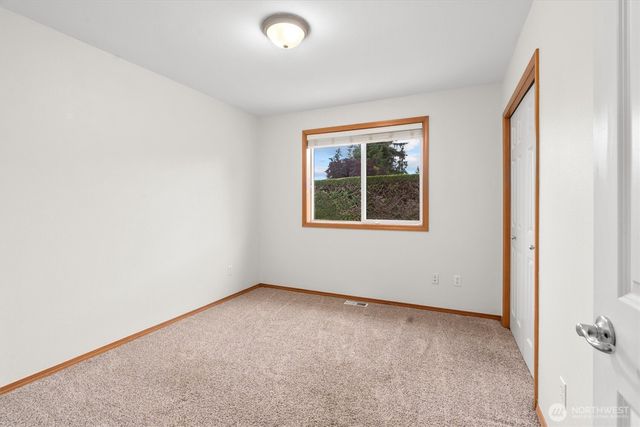 26127 145th Avenue SE, Kent, WA 98042