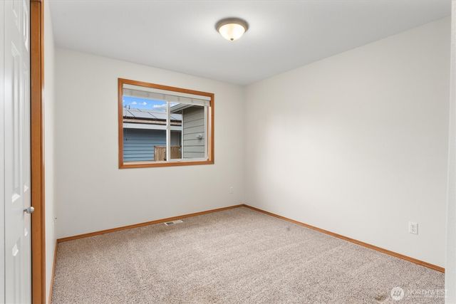 26127 145th Avenue SE, Kent, WA 98042