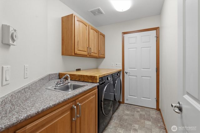 26127 145th Avenue SE, Kent, WA 98042