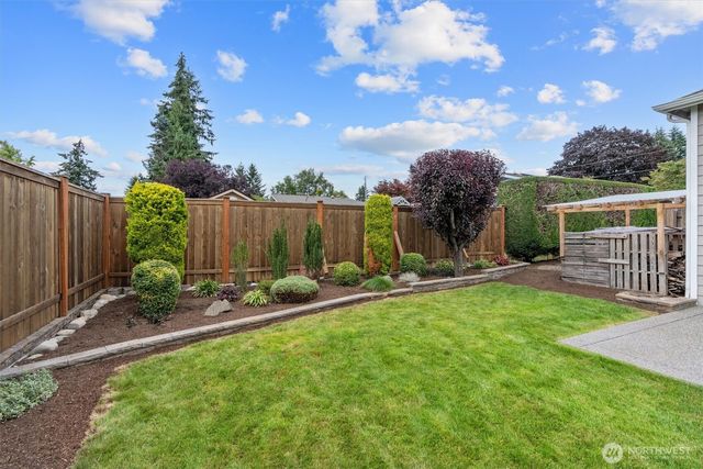 26127 145th Avenue SE, Kent, WA 98042