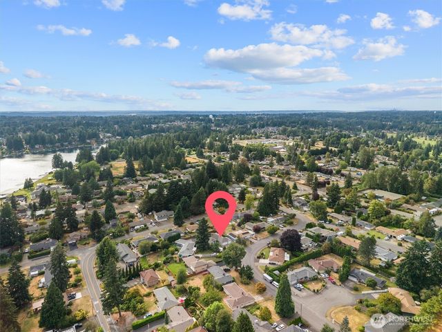 26127 145th Avenue SE, Kent, WA 98042