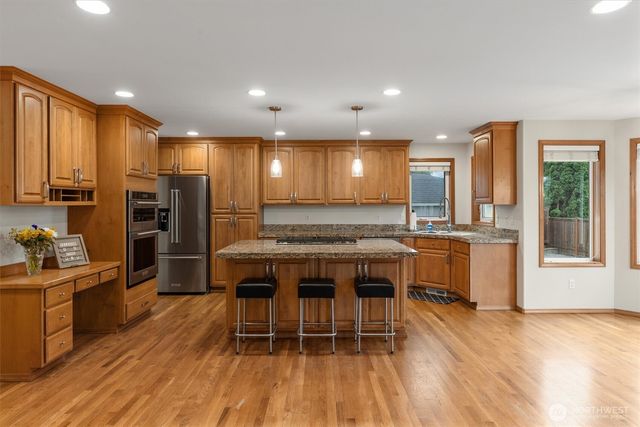 26127 145th Avenue SE, Kent, WA 98042