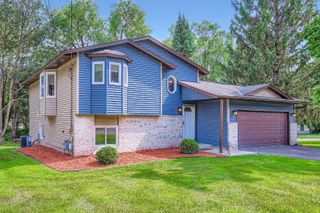 687 Independence Avenue N, Champlin, MN 55316