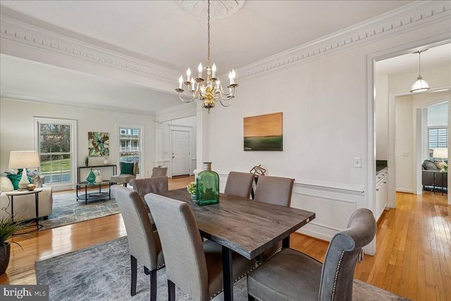 8411 BLACK STALLION PL, Vienna, VA 22182