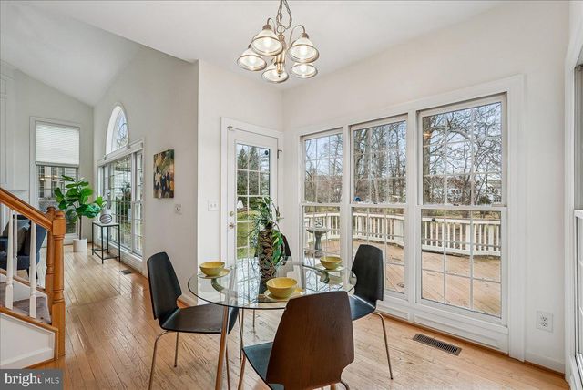 8411 BLACK STALLION PL, Vienna, VA 22182