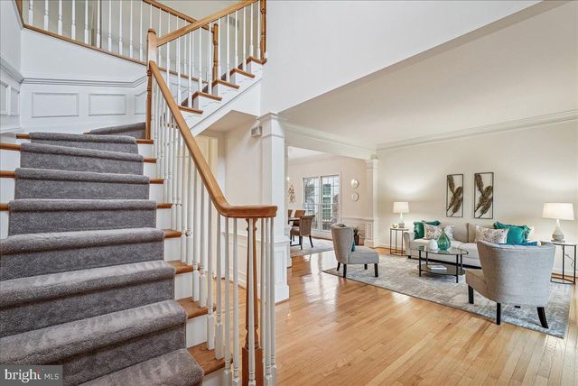 8411 BLACK STALLION PL, Vienna, VA 22182