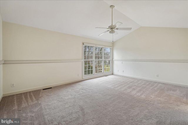 8411 BLACK STALLION PL, Vienna, VA 22182