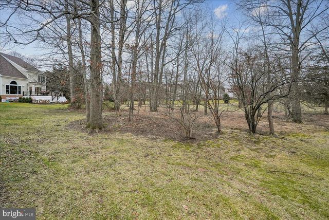 8411 BLACK STALLION PL, Vienna, VA 22182