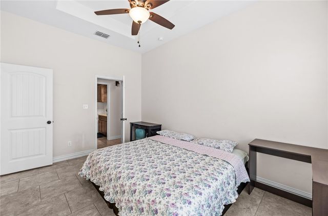 3818 Pennine Way, Corpus Christi, TX 78414