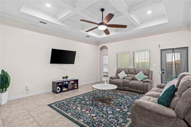 3818 Pennine Way, Corpus Christi, TX 78414