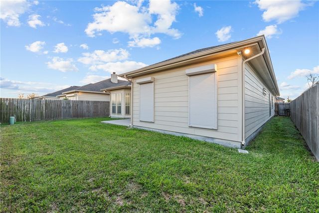 3818 Pennine Way, Corpus Christi, TX 78414