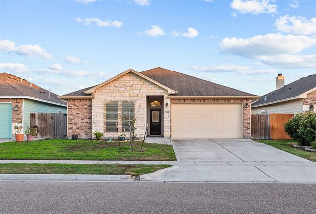 3818 Pennine Way, Corpus Christi, TX 78414