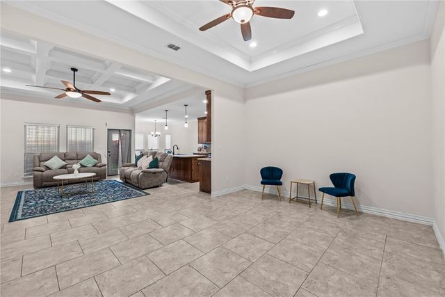 3818 Pennine Way, Corpus Christi, TX 78414