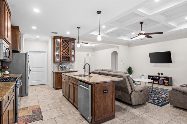 3818 Pennine Way, Corpus Christi, TX 78414