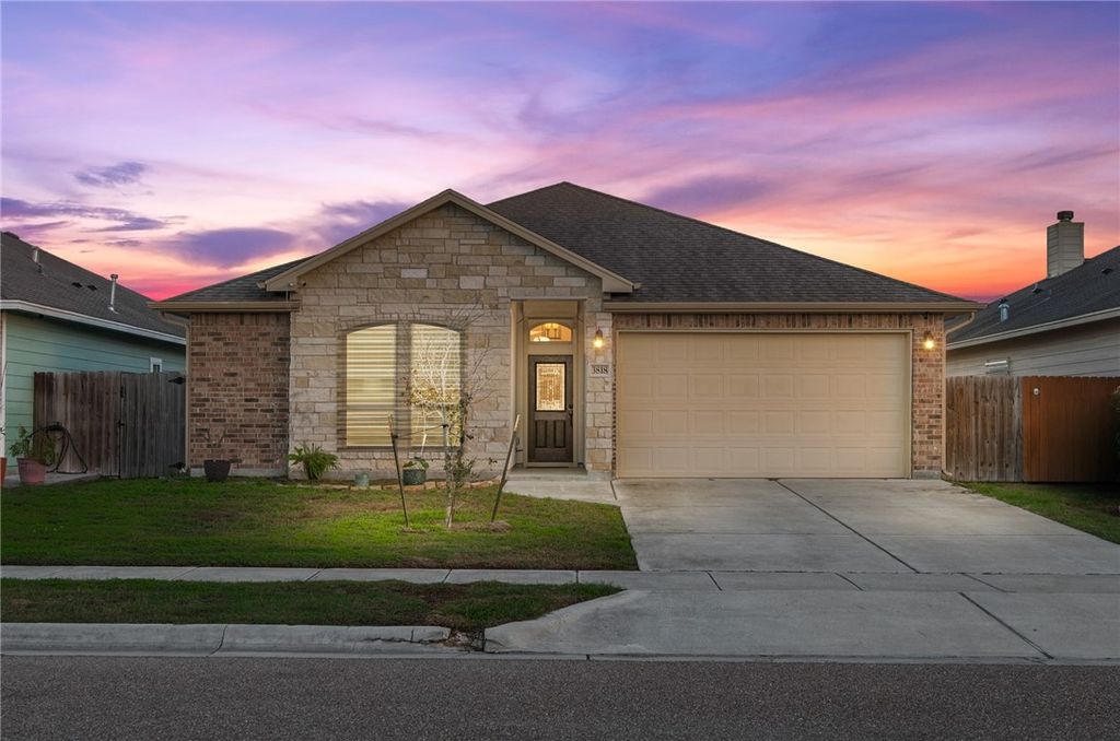 3818 Pennine Way, Corpus Christi, TX 78414