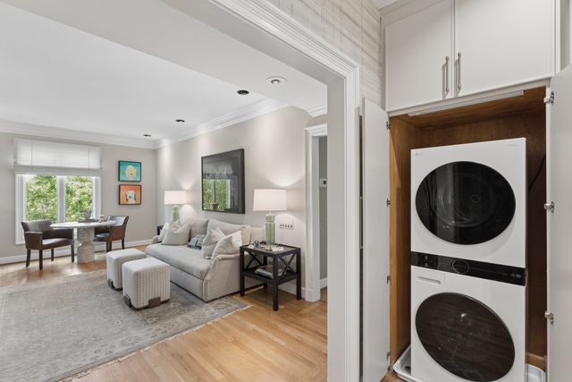 3737 West End Ave Apt 205, Nashville, TN 37205