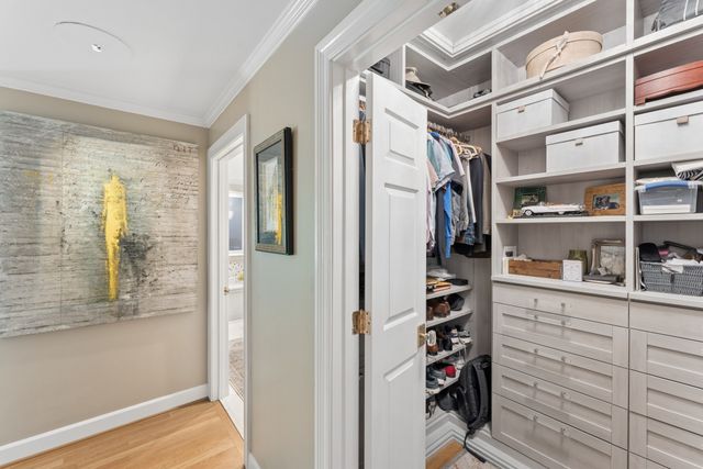 3737 West End Ave Apt 205, Nashville, TN 37205