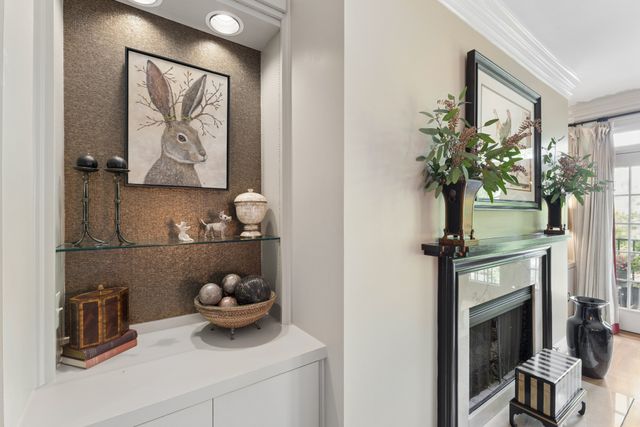 3737 West End Ave Apt 205, Nashville, TN 37205