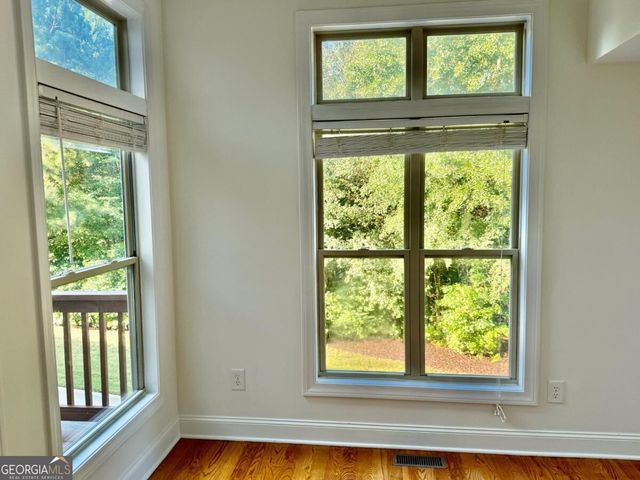 7670 Willoughby Court, Alpharetta, GA 30005