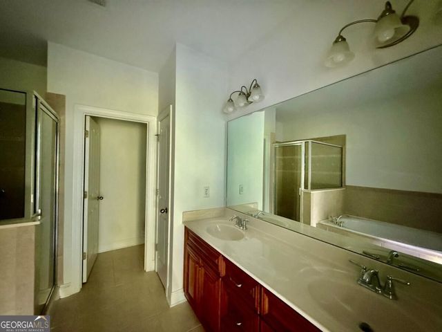 7670 Willoughby Court, Alpharetta, GA 30005