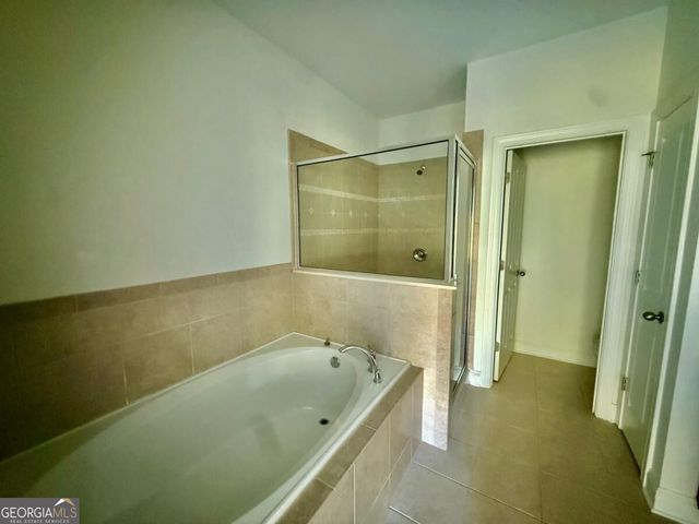 7670 Willoughby Court, Alpharetta, GA 30005