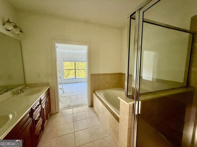 7670 Willoughby Court, Alpharetta, GA 30005