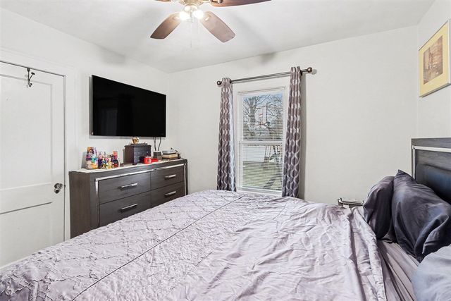 1022 Dayton Avenue, Kalamazoo, MI 49048