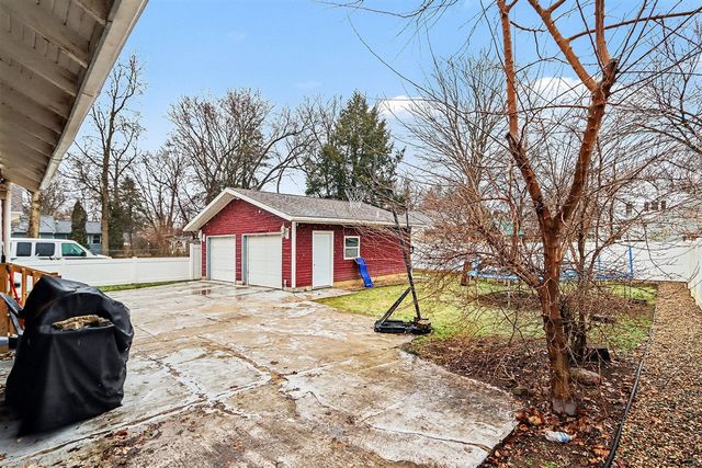 1022 Dayton Avenue, Kalamazoo, MI 49048