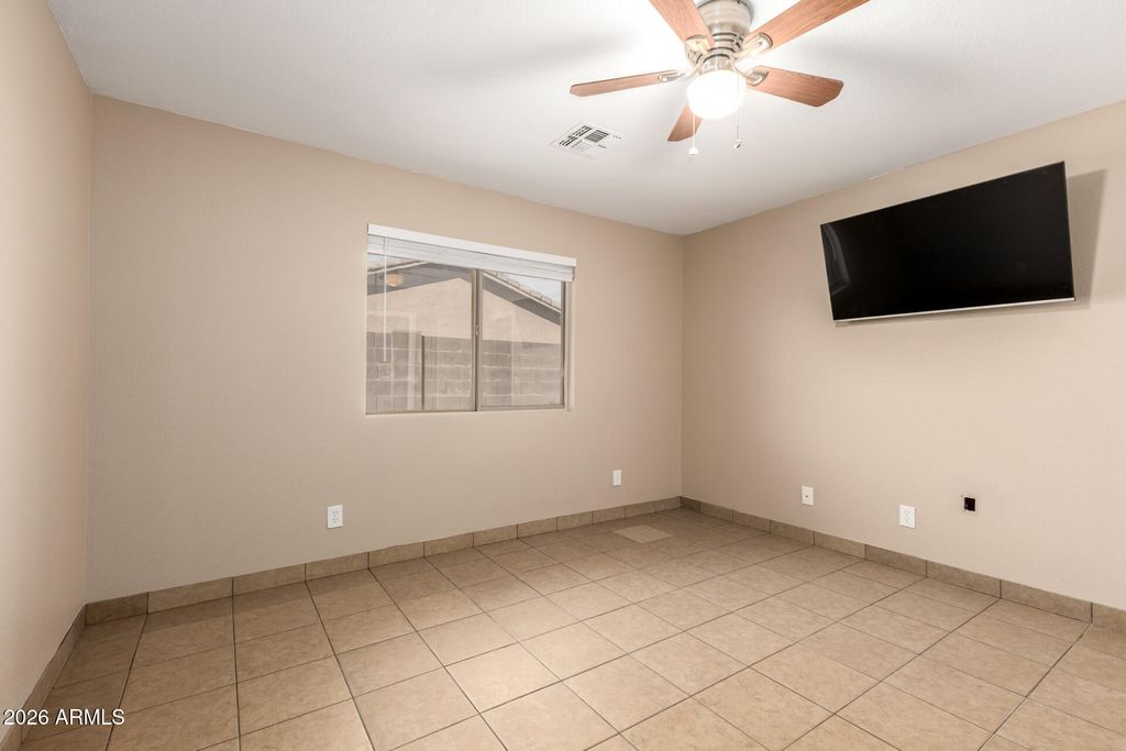 Image 12 of property listing at 22 W INGRAM Street, Mesa, AZ 85201