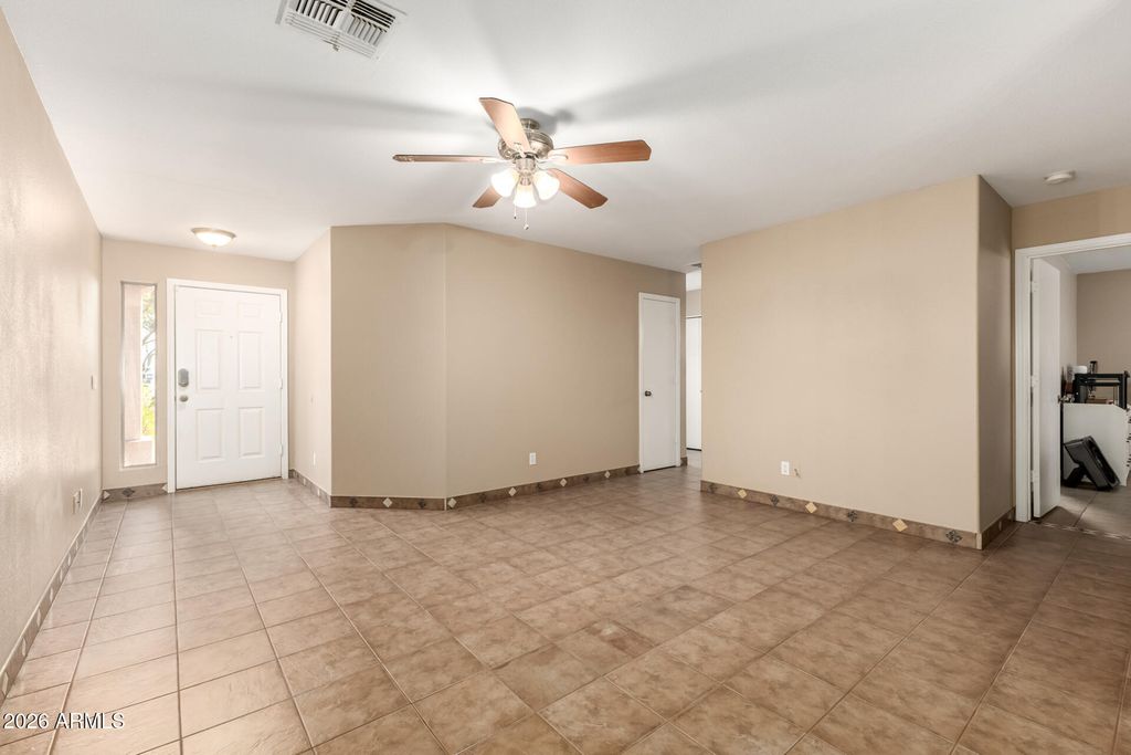Image 7 of property listing at 22 W INGRAM Street, Mesa, AZ 85201