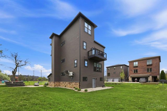 253 St Peters Street, Cincinnati, OH 45226